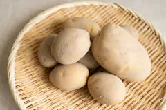 【特別価格】じゃがいも（品種おまかせ） 1kg
