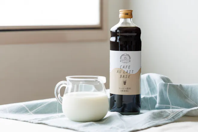 海ノ向こうコーヒーカフェオレベース 600ml