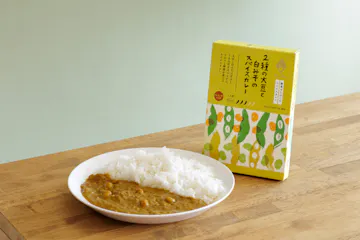 坂ノ途中オリジナル 2種の大豆と白みそのスパイスカレー 180g